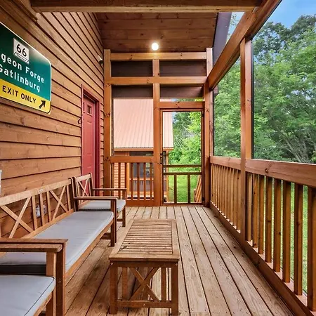 Mountain Time Lodge Gatlinburg Exterior photo